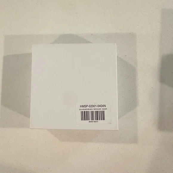 Julia Necklace - Picture 2 of 5